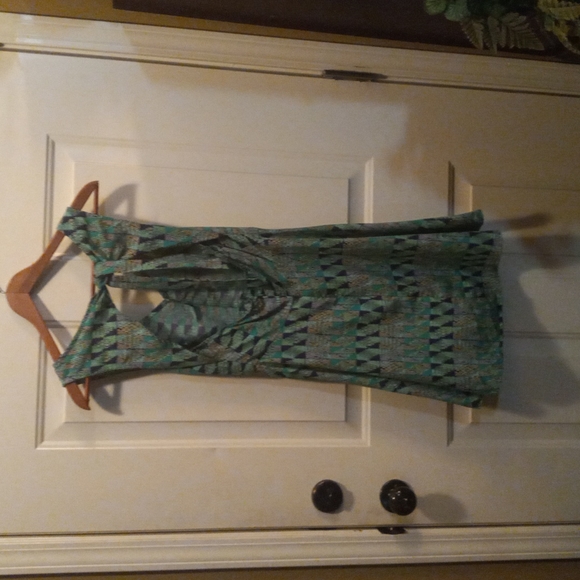 Peppermint Dress - Picture 3 of 6